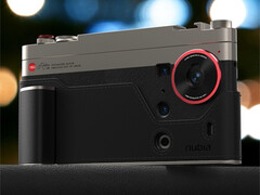 De Z70S Ultra heeft een speciale sluitertoets voor de camera, in tegenstelling tot veel van zijn concurrenten. (Afbeeldingsbron: Nubia)