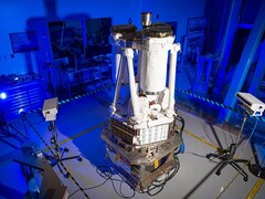 Het IXPE-ruimteobservatorium bij een testfaciliteit (bron: Ball Aerospace; bijgesneden)