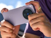 Zeiss-cameramonsters, uitgelekte specificaties en teasers voor de lancering van de Vivo X300 Pro over een paar uur (Afbeelding bron: Vivo)