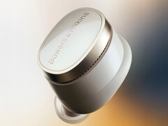 De Bowers & Wilkins Pi8 TWS oordopjes hebben een verbeterde pasvorm na drie jaar onderzoek en ontwerp. (Afbeeldingsbron: Bowers & Wilkins)