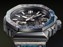 De Casio MRG-B2100HR-1AJR (zie afbeelding) is voorzien van een unieke afwerking over het gehele horloge.