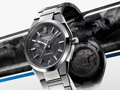 De Casio Edifice EFK-100CD-1A met gesmede carbon wijzerplaat arriveert naast meerdere nieuwe EFK-100D modellen. (Afbeeldingsbron: Casio)