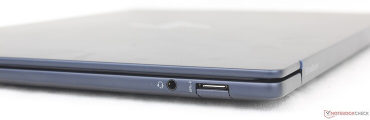Rechts: 3,5 mm headset, USB-A (5 Gbps)