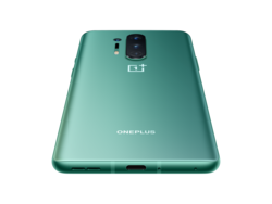 De OnePlus 8 Pro smartphone getest. Testmodel geleverd door OnePlus Germany.