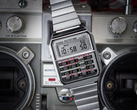Het nieuwe Casio "Back to the Future" CA500WEBF-1A calculatorhorloge, afgebeeld. (Afbeeldingsbron: Casio)