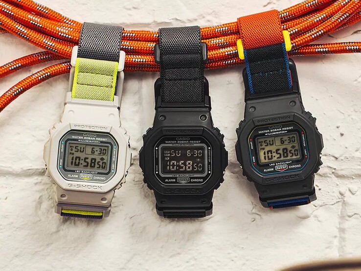 Van links naar rechts: de Casio G-Shock DW-5600MNC-7A8, DW-5600MNC-1 en DW-5600MNC-8A2 horloges