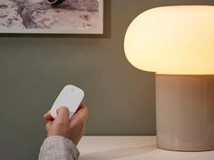 De IKEA RODRET draadloze dimmer kan tot tien slimme apparaten tegelijk bedienen. (Beeldbron: IKEA)