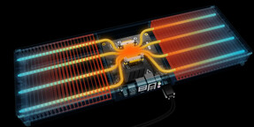 8-pijps passief koelsysteem met grote radiatoren aan elke kant