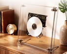 De Syitren RM1-cd-speler toont cd’s in zijn doorzichtige behuizing.