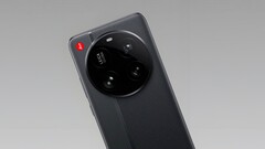 Een leaker zinspeelt op een camera met echte optische zoom voor de Xiaomi 17 Ultra, terwijl de Oppo Find X9 Ultra het waarschijnlijk zal houden bij telelenzen met dubbele periscoop (Afbeeldingsbron: Ace100xd)