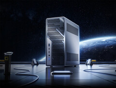 De Minisforum MS-02 Ultra weegt ongeveer 3,45 kg zonder een desktop grafische kaart. (Afbeeldingsbron: Minisforum)