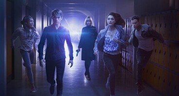 Class probeerde YA-drama te versmelten met Whoviaanse overlevering; ondanks een paar sterke ideeën en Capaldi's cameo, ging het uiteindelijk verloren in tijd en ruimte.