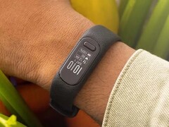 Garmin vivosmart 5 fitnesstracker (foto) ondersteunt nu Body Battery TrueUp. (Afbeeldingsbron: Garmin)