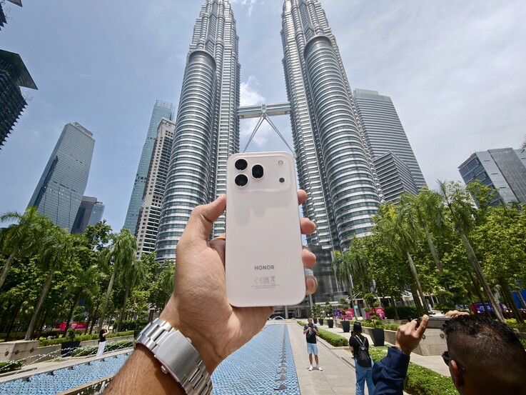 De Honor 600 Pro heeft een drievoudige camera-opstelling aan de achterzijde