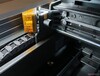 De laserstraal wordt omgeleid