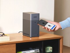 De DH2300 NAS is nu verkrijgbaar met een introductiekorting (Afbeelding bron: Ugreen)