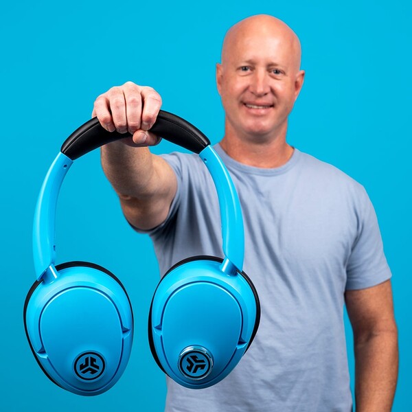De JLab Blue XL Speaker hoofdtelefoon is een limited edition product.