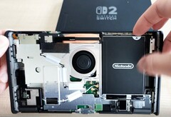 De nieuwe revisie van de Nintendo Switch 2 maakt het eenvoudig om de batterij te vervangen.