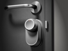 De zilveren SwitchBot Lock Ultra (afbeelding) is nu beschikbaar voor pre-order. (Afbeeldingsbron: SwitchBot)