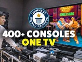 Ibrahim Al-Nasser moest meerdere KVM-switches gebruiken om 444 consoles op één tv aan te sluiten (bron: Guinness World Records)