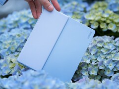 De Onyx Leaf5+ heeft een richel aan de achterkant zodat u hem gemakkelijker kunt vasthouden.