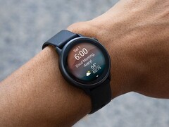 Garmin's vivoactive 6 smartwatch (foto) ontvangt een nieuwe stabiele update. (Afbeelding bron: Garmin)