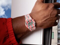 Het Marni x G-Shock horloge is een product van Casio's samenwerking met het luxe modemerk. (Afbeeldingsbron: Marni)