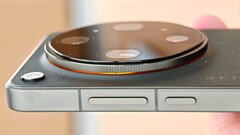 Naar verwachting zal de Oppo Find X10 Ultra in 2027 worden uitgerust met nog grotere dubbele periscoopsensoren. Naast de grotere 10x-telelens behoort ook een grotere 3x-telelens tot de mogelijkheden.