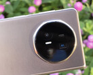 Honor zal de Magic V5 gebruiken om een nieuwe 70mm telefotocamera te laten zien. (Afbeeldingsbron: fenibook)