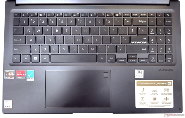 De VivoBook 15X biedt een fatsoenlijke type- en navigatie-ervaring