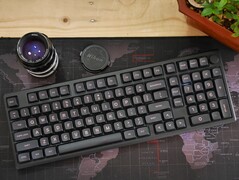 Epomaker Galaxy100 draadloos mechanisch toetsenbord.