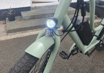 Licht aan de voorkant - Touroll B2 e-bike test