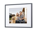 De Ugreen Gallery-fotolijst toont foto’s op een 13,3-inch E Ink Spectra 6-scherm.