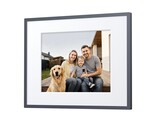 De Ugreen Gallery-fotolijst toont foto’s op een 13,3-inch E Ink Spectra 6-scherm.