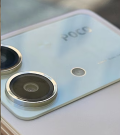 De POCO X6 Neo lijkt weer een Redmi smartphone van een nieuw merk te zijn. (Afbeeldingsbron: Gadgets360)