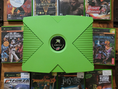 Een groen gekleurde Xbox met 10 retro Xbox titels afgebeeld