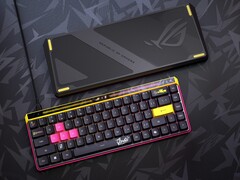 De nieuwe Asus ROG Falchion Ace HFX ZywOo Edition heeft een opgefrist ontwerp met gele en roze accenten. (Afbeeldingsbron: Asus)