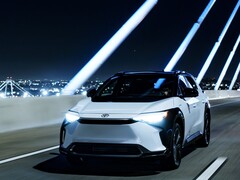 De nieuwe batterij-elektrische SUV met drie rijen van Toyota zou de bZ4X (hierboven) opvolgen. (Afbeeldingsbron: Toyota)