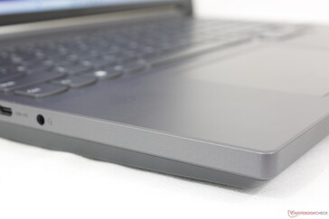 Kleuropties zijn onder andere Storm Grey of Misty Grey