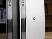 De RedMagic Gaming Tablet 3 Pro zal bij de lancering verkrijgbaar zijn in twee kleuropties. (Afbeeldingsbron: RedMagic)