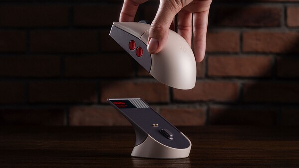 De 8BitDo Retro R8 Mouse - N Edition heeft een op NES geïnspireerd ontwerp. (Afbeeldingsbron: 8BitDo)