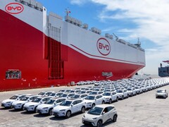 De autoschip Shenzhen van BYD zet de eerste koers uit naar Brazilië met 7000 elektrische auto's (bron: PDChina on X)