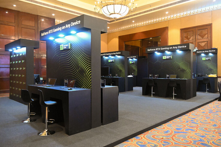 GeForce Nu werd gedemonstreerd terwijl het op verschillende schermformaten draaide