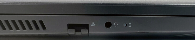 Links: 1x Gigabit Ethernet, 1x 3,5 mm audio-aansluiting