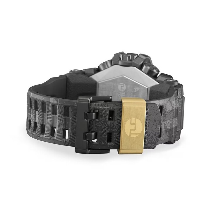 Casio's G-Shock x Team Land Cruiser Toyota Auto Body GWG-B1000TLC-1A horloge