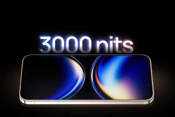 De Huawei Mate 80 Pro heeft een LTPO beeldscherm met een verversingssnelheid van 120 Hz en een piekhelderheid van 3000 nits.