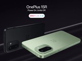 De OnePlus 15R in de kleuren Charcoal Black en Mint Breeze.