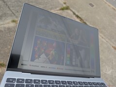 Buiten bij helder bewolkt weer