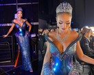 De uitgebreide jurk is gemaakt van 3D-geprinte onderdelen en Swarovski-kristallen (Afbeelding Bron: Gert-Johan Coetzee via Facebook )