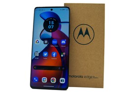 In review: Motorola Edge 30 Fusion. Testtoestel geleverd door Motorola Duitsland.